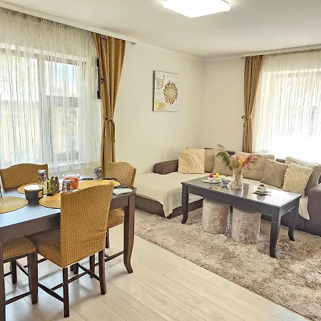 за гости криси гр. Апартаменты *